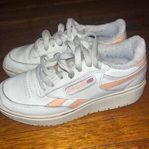 Reebok coral white sneakers
